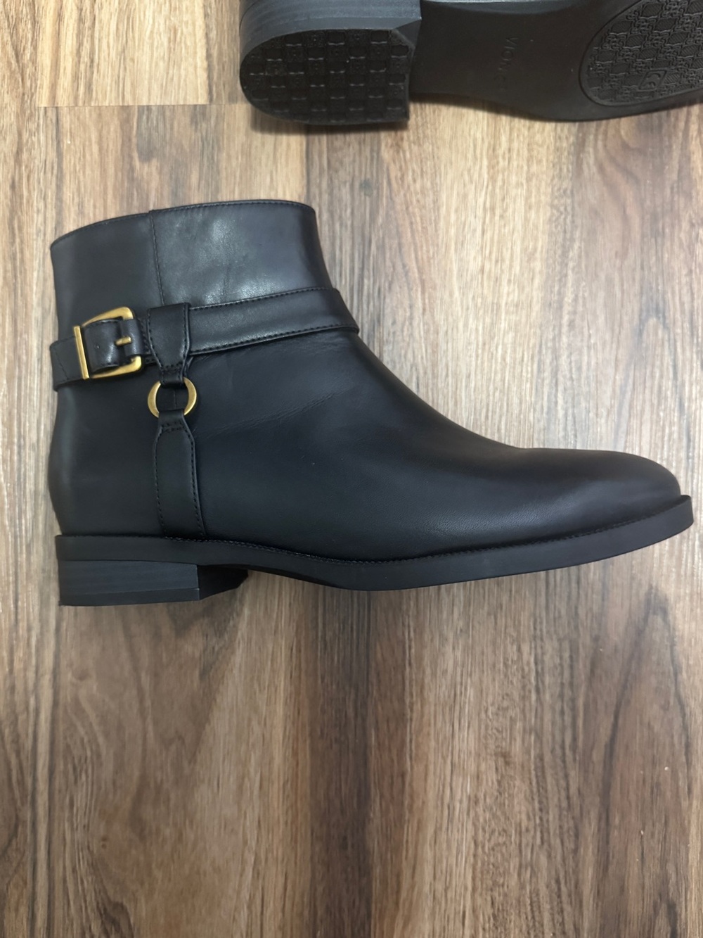 Vionic Rhiannon Black Leather Women's Ankle Boot Sz. 9.5 - Picture 3 of 12